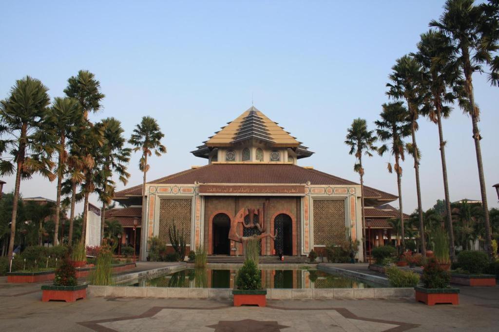 Ceria Boutique Hotel Maguwo Exterior foto