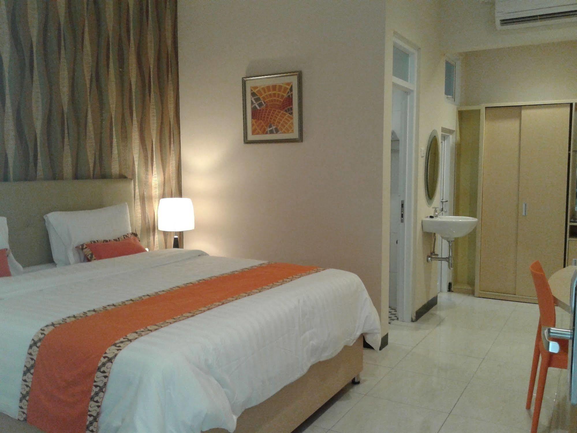Ceria Boutique Hotel Maguwo Exterior foto